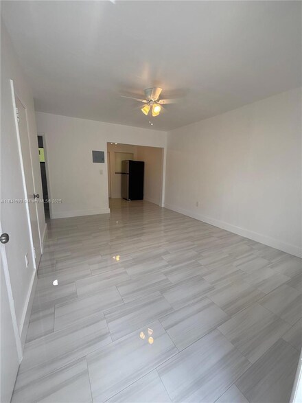 671 SW 7th St Unit 4, Miami, FL 33130
