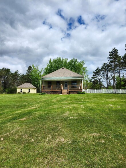 W6940 Wisconsin 64, Bryant, WI 54418