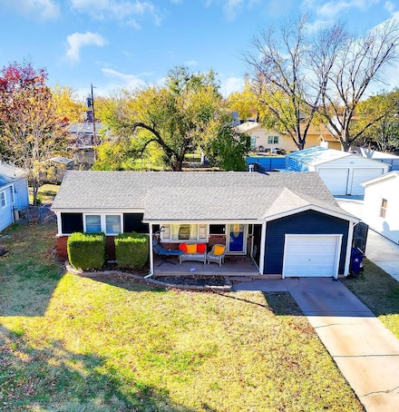 163 Western Ave, Haysville, KS 67060
