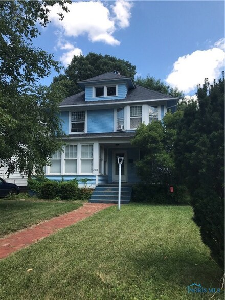 2484 Scottwood Ave, Toledo, OH 43620