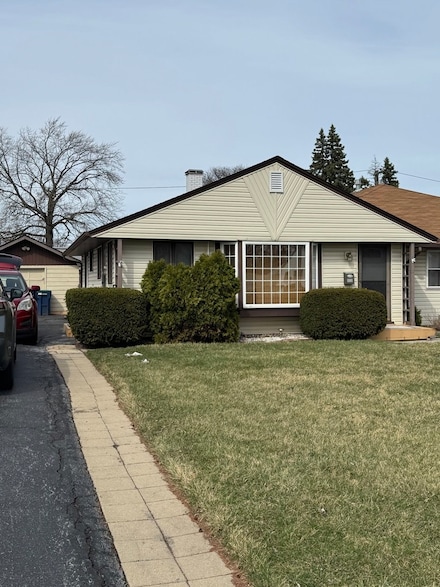 4104 W 90th St, Hometown, IL 60456