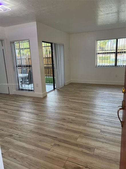 10895 NW 7th St Unit 1228, Miami, FL 33172