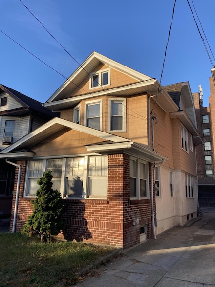 2028 E 21st St, Brooklyn, NY 11229