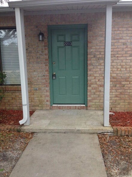 2211 Paloma St, Navarre, FL 32566