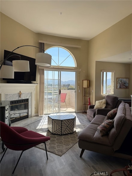 2713 Antonio Dr Unit 301, Camarillo, CA 93010