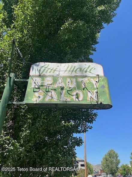 110 & 120 W Hansen Ave, Jackson, WY 83001