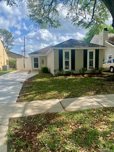 1835 Fountain Ave, Baton Rouge, LA 70810