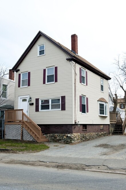 111 Primrose St, Haverhill, MA 01830