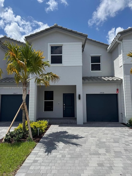 18414 SW 2nd St, Pembroke Pines, FL 33029