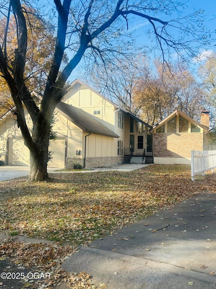 2025 Carolina Place, Joplin, MO 64801