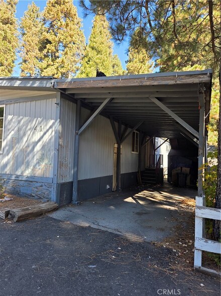 22899 Byron Rd Unit 41, Crestline, CA 92325