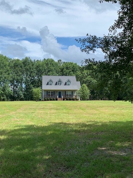 3651 Notasulga Rd, Tallassee, AL 36078