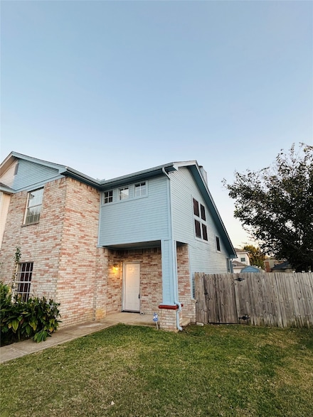 1010 Cheddar Ct, Arlington, TX 76017