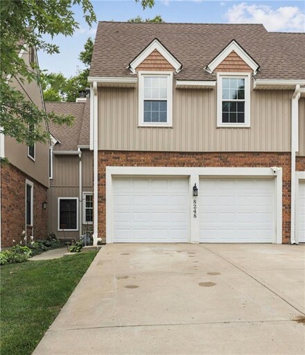 8248 NW Birch Ln, Kansas City, MO 64151