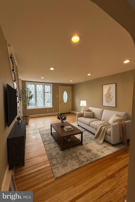 409 Cherry St, Clifton Heights, PA 19018