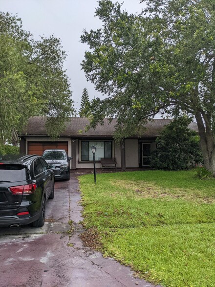 2362 SE Midtown Rd, Port Saint Lucie, FL 34952