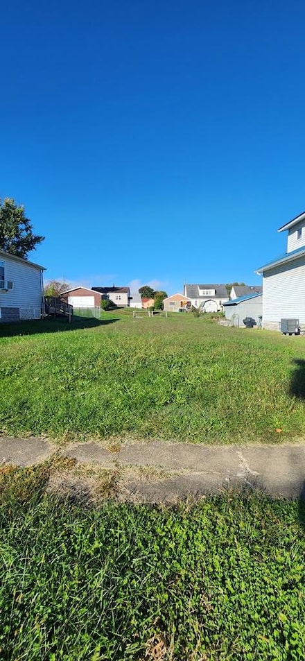 425 Annadale Ave, Moundsville, WV 26041