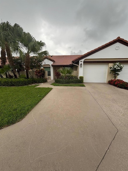 8169 Waterline Dr, Boynton Beach, FL 33472