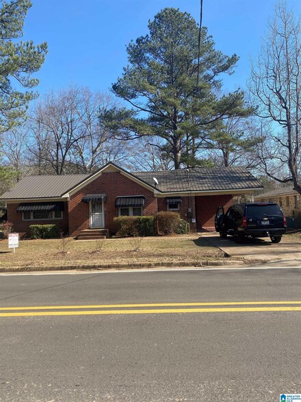 606 5th St NW, Aliceville, AL 35442