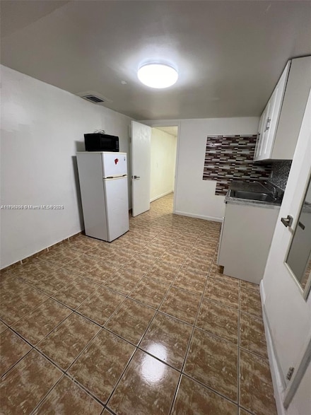 1999 NW 2nd St Unit 4, Miami, FL 33125