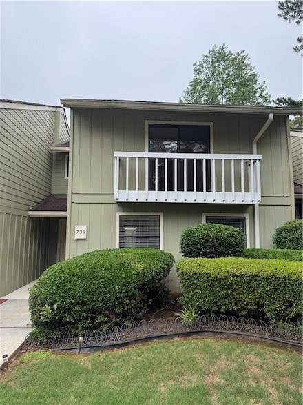 739 Hanover Ln SE, Marietta, GA 30067