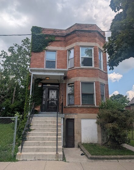 7117 S Carpenter St, Chicago, IL 60621