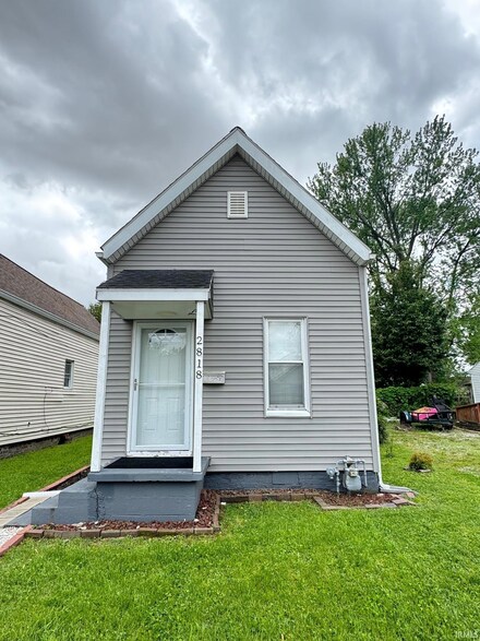 2818 C St, Evansville, IN 47712