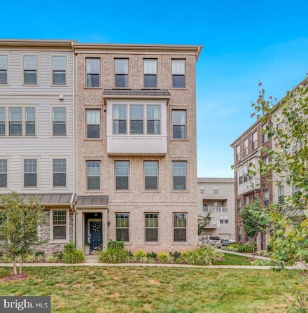 408 Pullman Place, Manassas Park, VA 20111