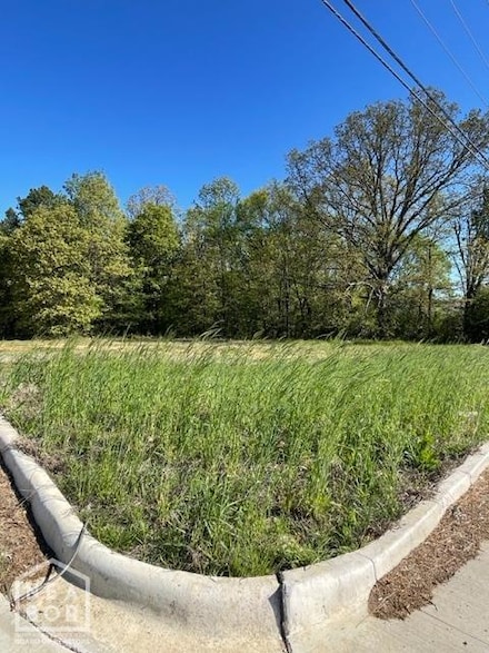 1 Farmer Hills Dr, Jonesboro, AR 72404