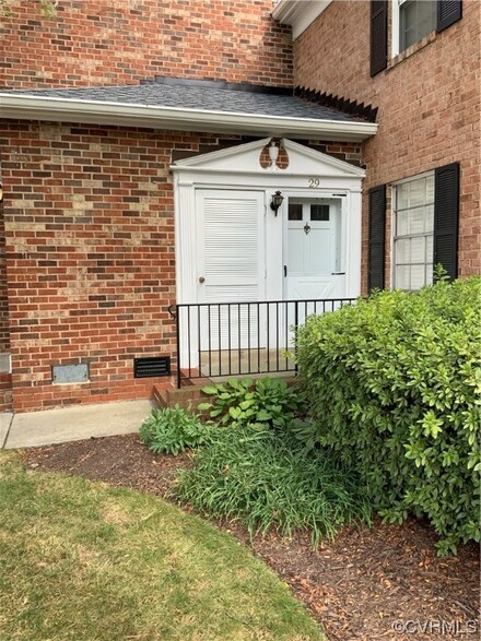 29 Rock Garden Ln, Henrico, VA 23228