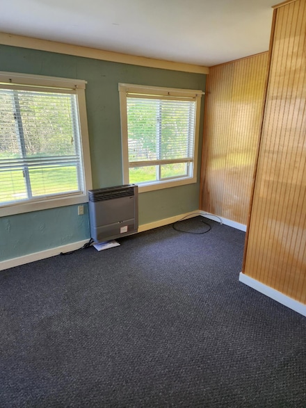 366 S Deer Isle Rd, Deer Isle, ME 04627