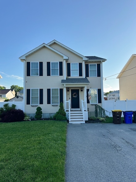 35 Lewiston St, Fall River, MA 02721