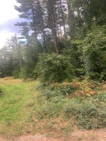4 Beaver Brook Rd, Limerick, ME 04048