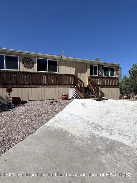208 Drooping Juniper Dr, Ruidoso, NM 88345