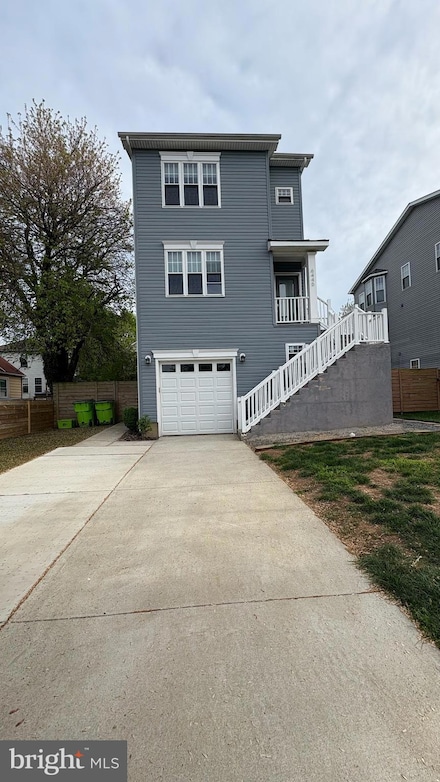 6445 First St, Alexandria, VA 22312