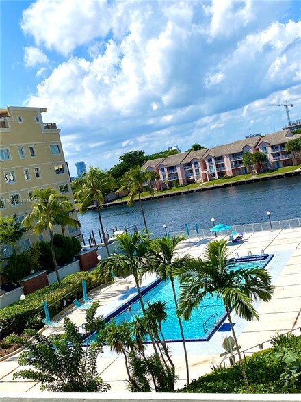 3800 S Ocean Dr Unit 1607, Hollywood, FL 33019