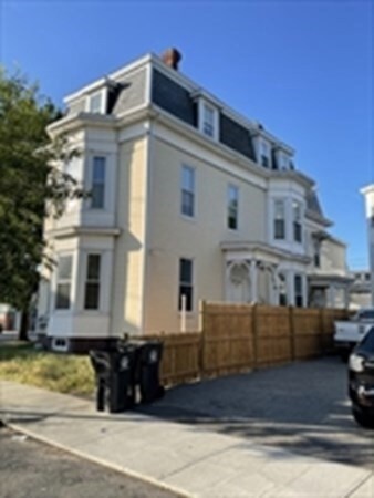 33 Bartlett St, Haverhill, MA 01832