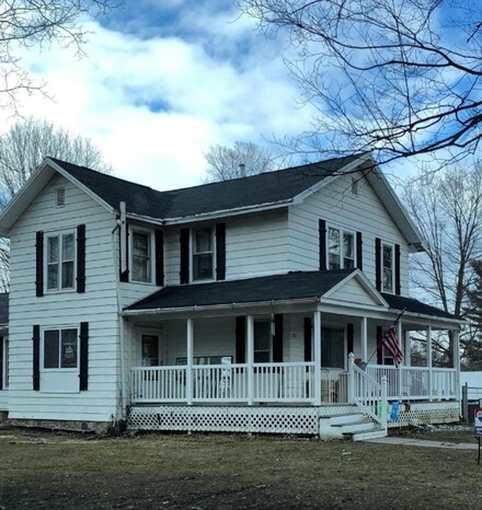 203 N 5th St, Burr Oak, MI 49030