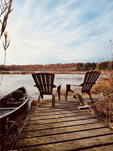 14 Lakeside Dr, Charlestown, RI 02813