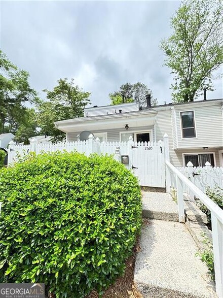 2680 Greentree Dr SE, Marietta, GA 30067