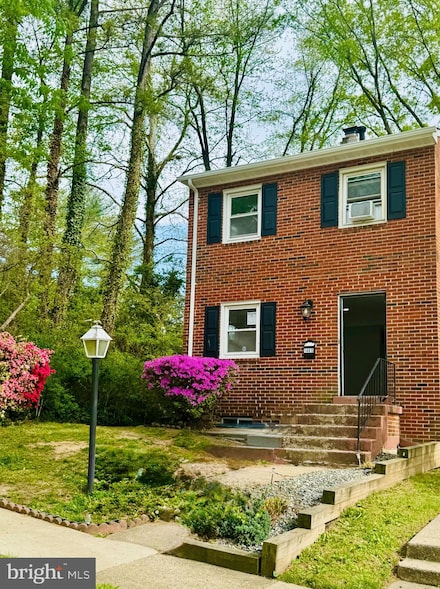 14415 Brandon Ct, Woodbridge, VA 22193