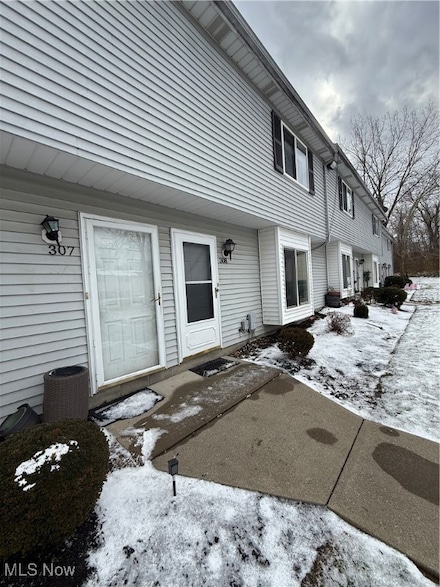 308 Maplebrook Dr Unit 308, Painesville, OH 44077