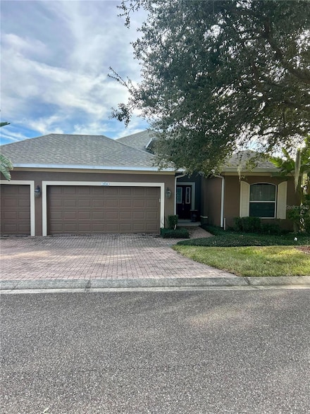 2920 Dayton Dr, Winter Haven, FL 33884