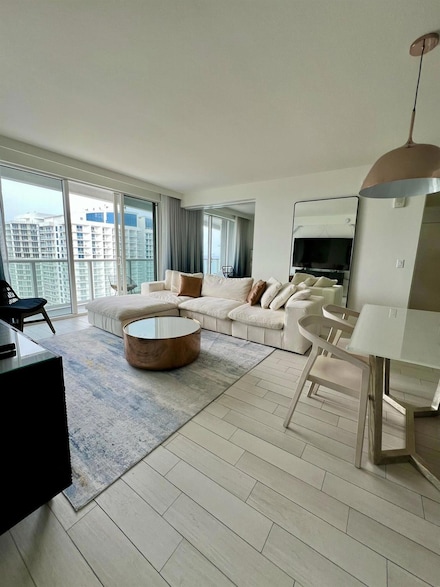 3101 Bayshore Dr Unit 2106, Fort Lauderdale, FL 33304