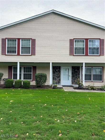 3425 Beaver Trail Unit A, Aurora, OH 44202