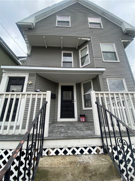 261 Potters Ave, Providence, RI 02905