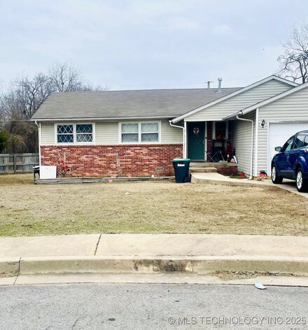 731 Country Cir, Tahlequah, OK 74464