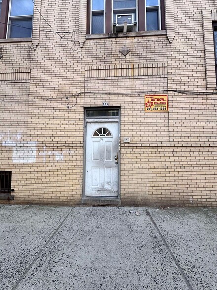 114 Baldwin Ave Unit 2R, Jersey City, NJ 07306