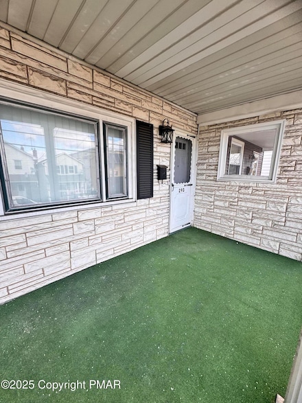 293 Kidder St, Wilkes Barre, PA 18702