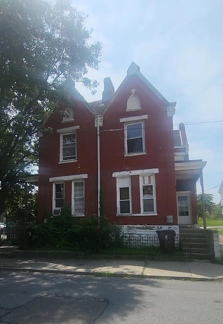 15 & 17 W 9th St, Covington, KY 41011